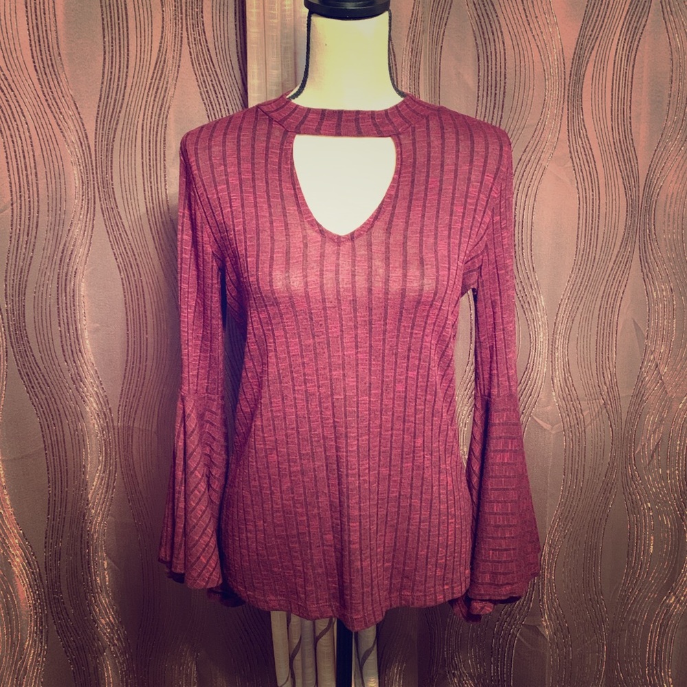 Maroon bell sleeve top